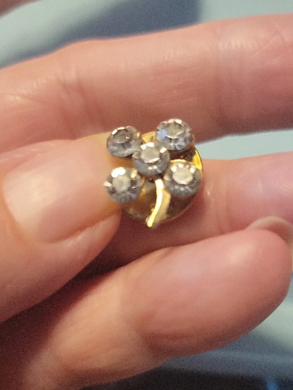 Gold-Tone Floral Vintage Pin